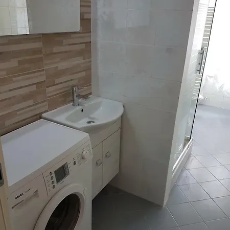 Sant Ambrogio Flat Apartment *